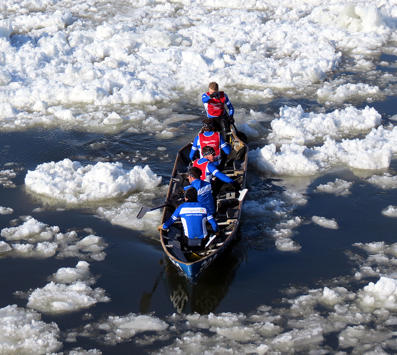 z-Course en canot  glace Carnaval de Qubec 10 fv 2013 047.jpg