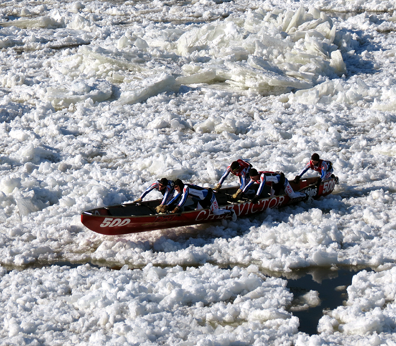 z-Course en canot  glace Carnaval de Qubec 10 fv 2013 049.jpg