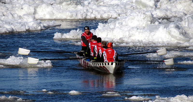 z-Course en canot  glace Carnaval de Qubec 10 fv 2013 104.jpg