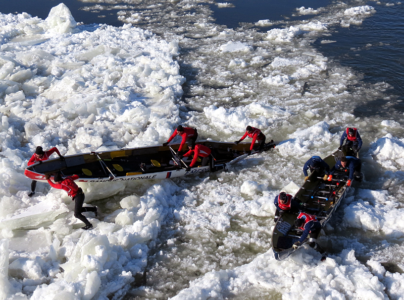 z-Course en canot  glace Carnaval de Qubec 10 fv 2013 115.jpg