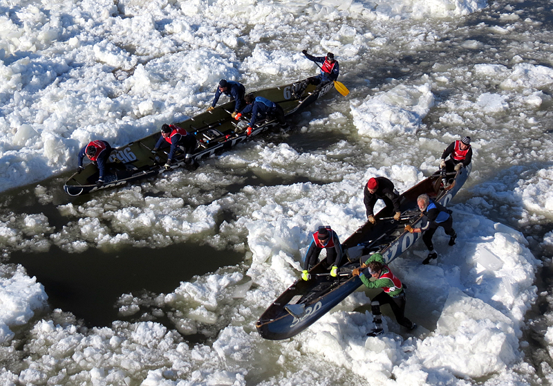 z-Course en canot  glace Carnaval de Qubec 10 fv 2013 129.jpg