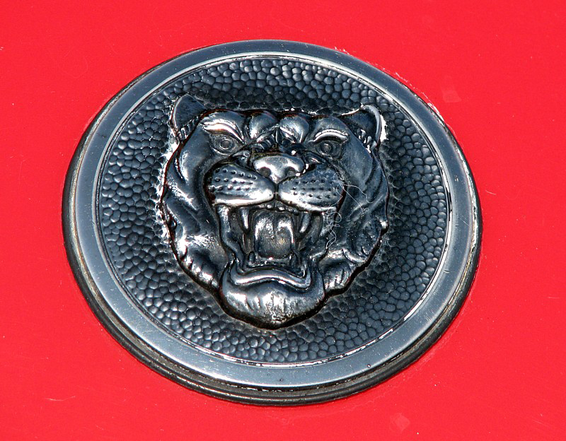 Mdaillon Jaguar