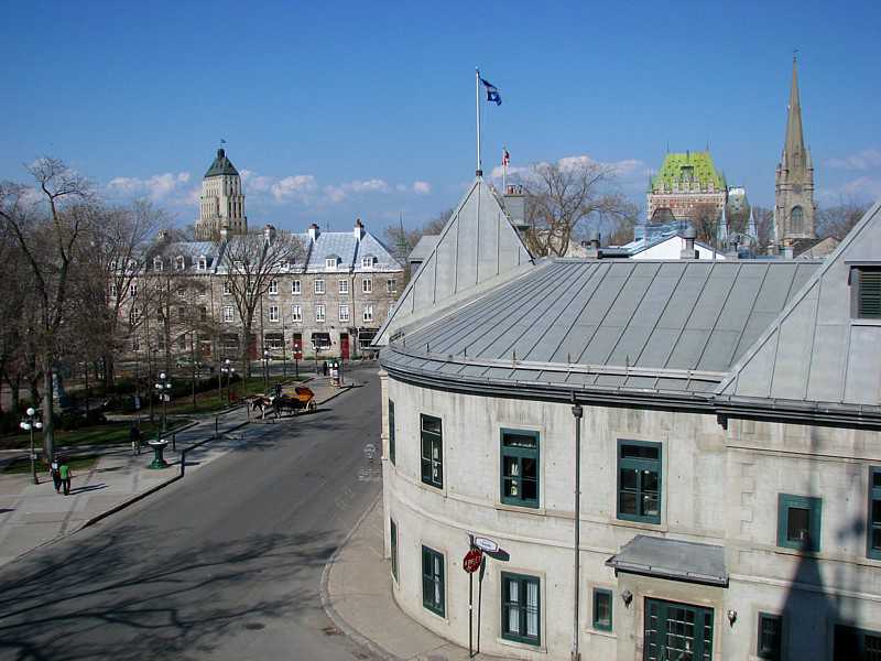 Depuis la porte Saint-Louis