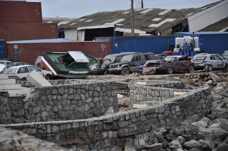 DSC_0722.800.jpg - Estacionamiento al lado de donde se guardaban los containers que iban a Pta. Arenas