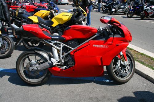 A Ducati 999 at Lago Albano