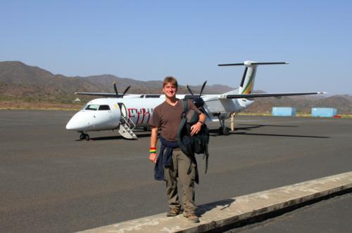 1300 Paul Bombarier Q400.jpg