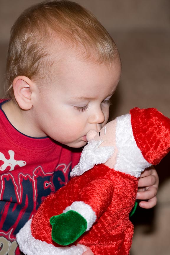 Lucas Kissin Santa