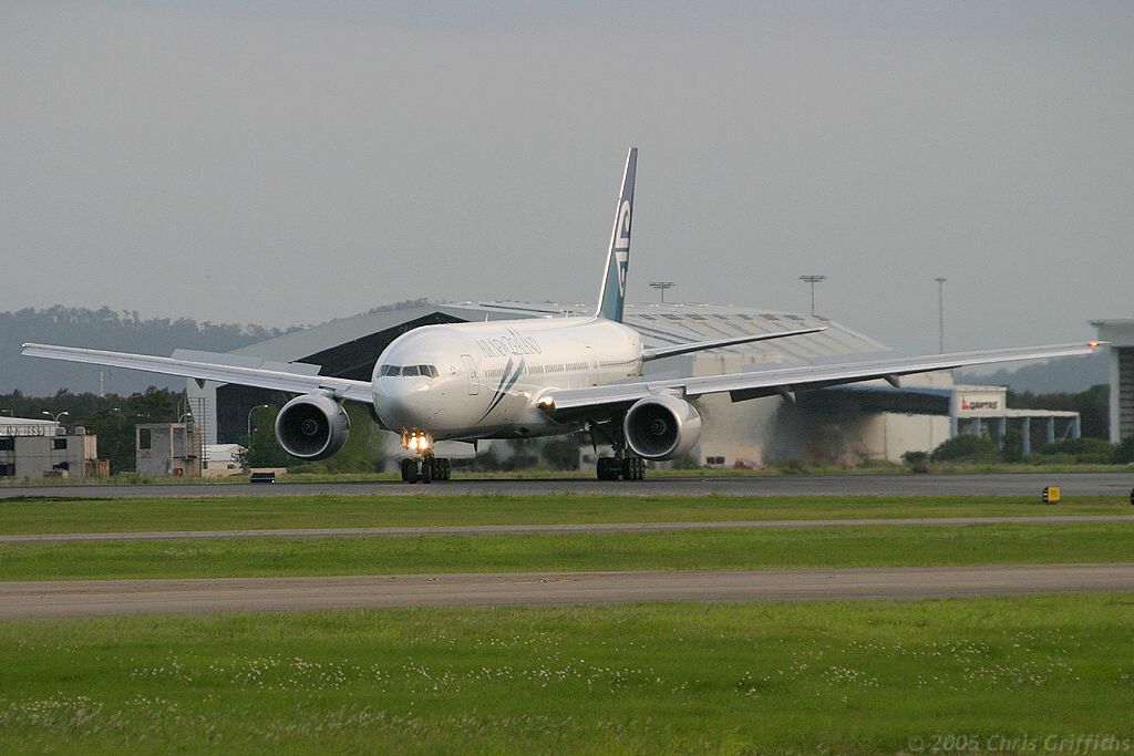 Air New Zealands first ever 777 makes her first visit to BNE