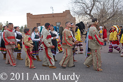 Los Indios in Procession