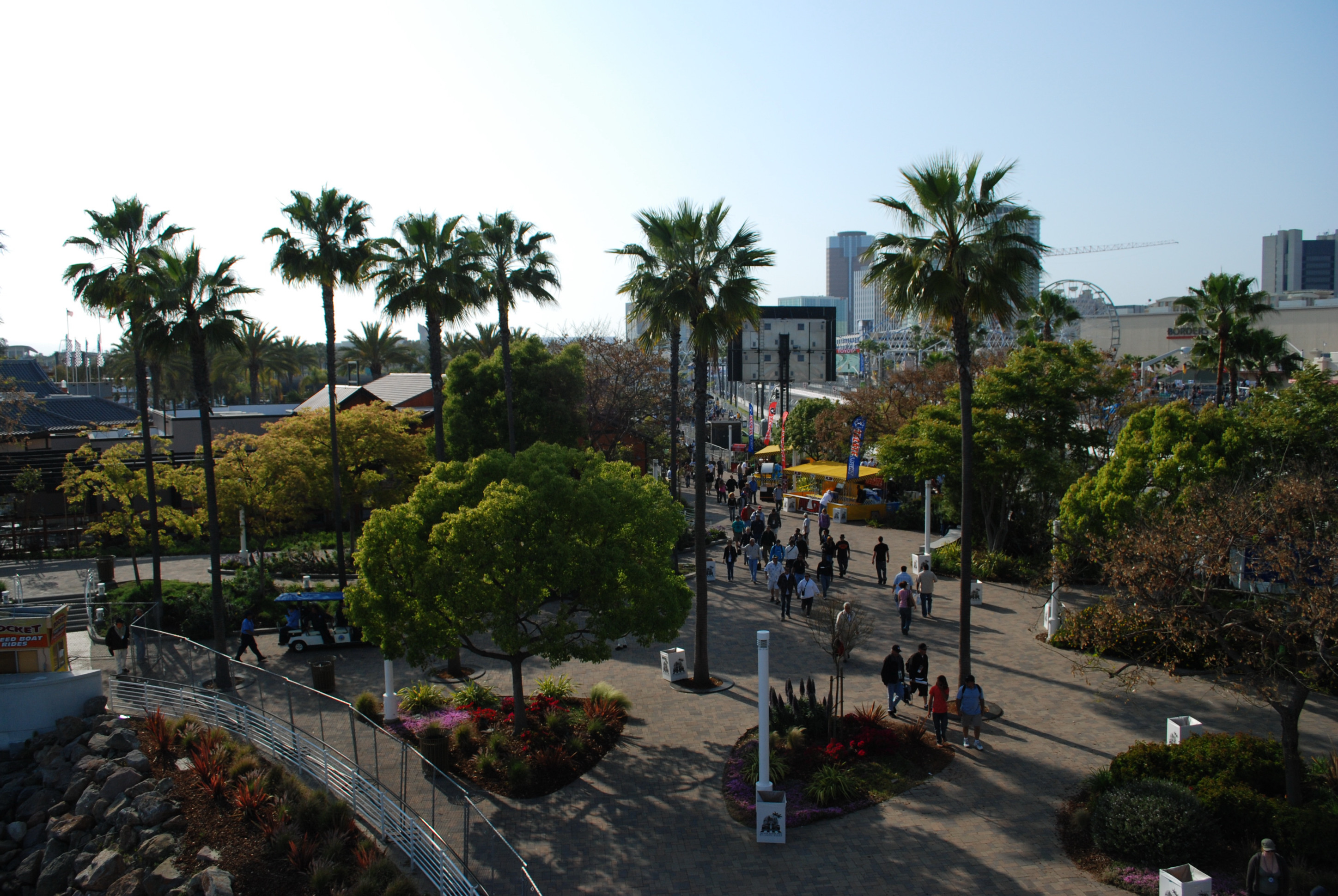 GPrix Crowd_013.JPG