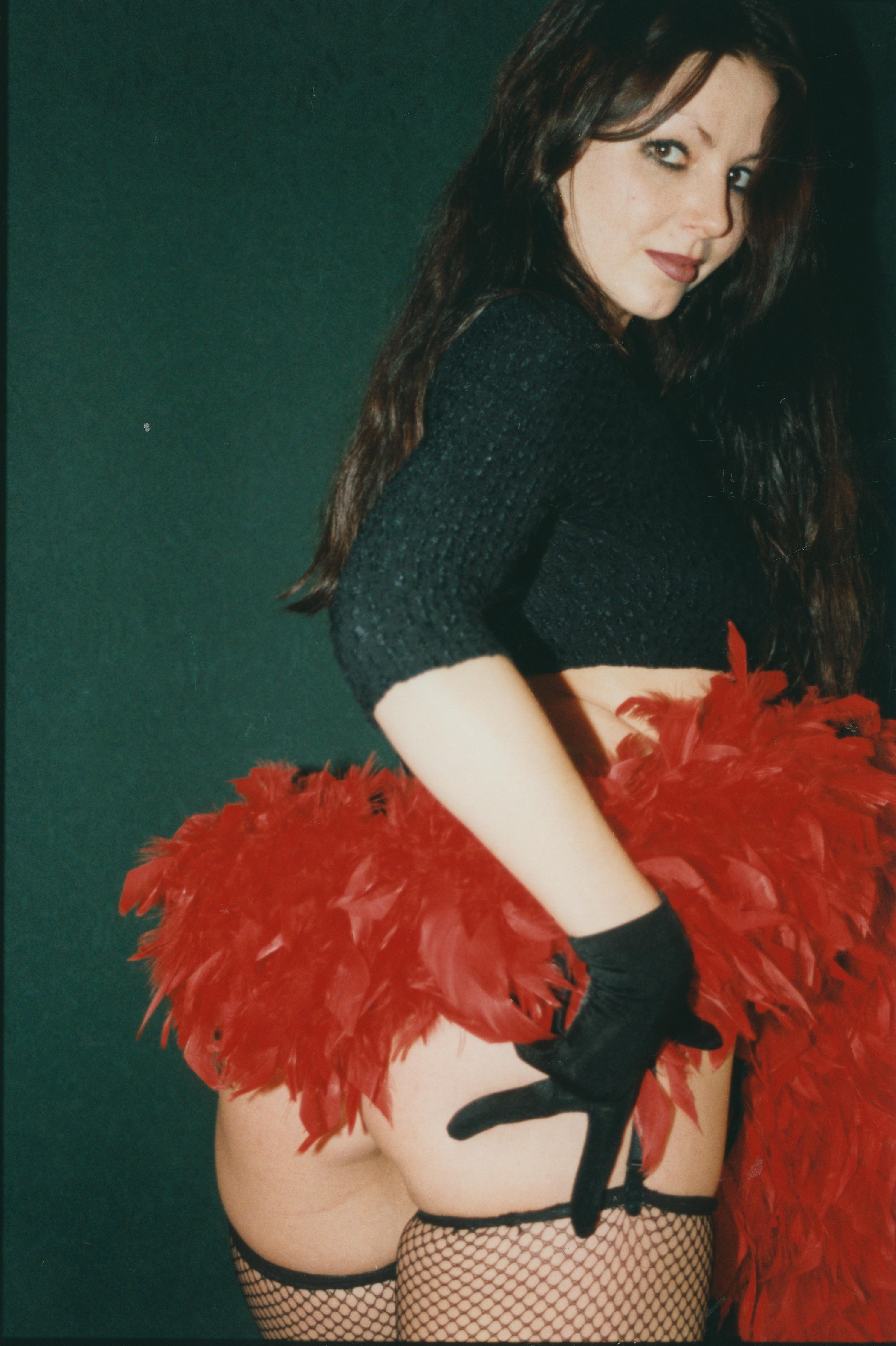 show girl bum