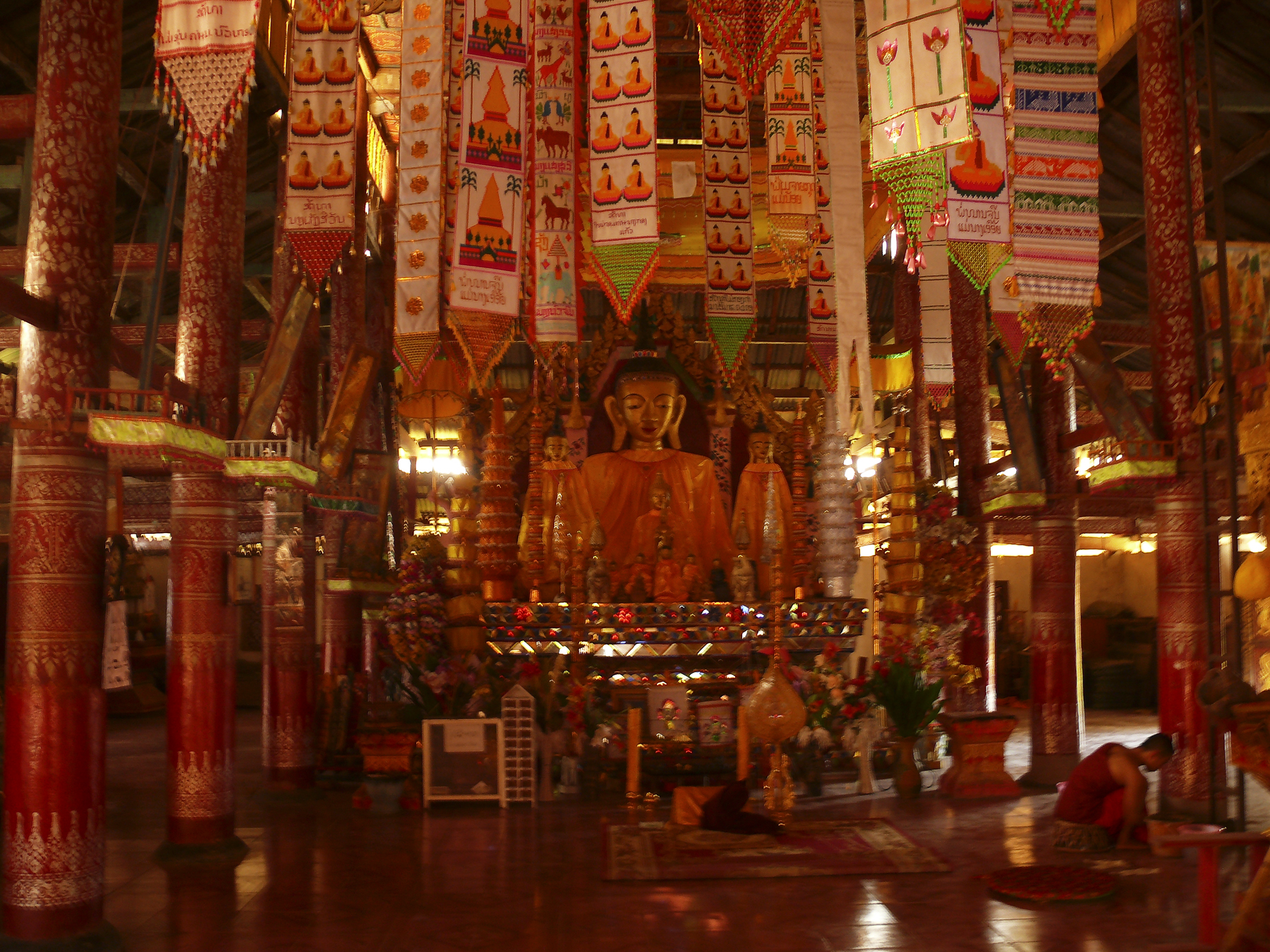Temple in Muang Sing.jpg