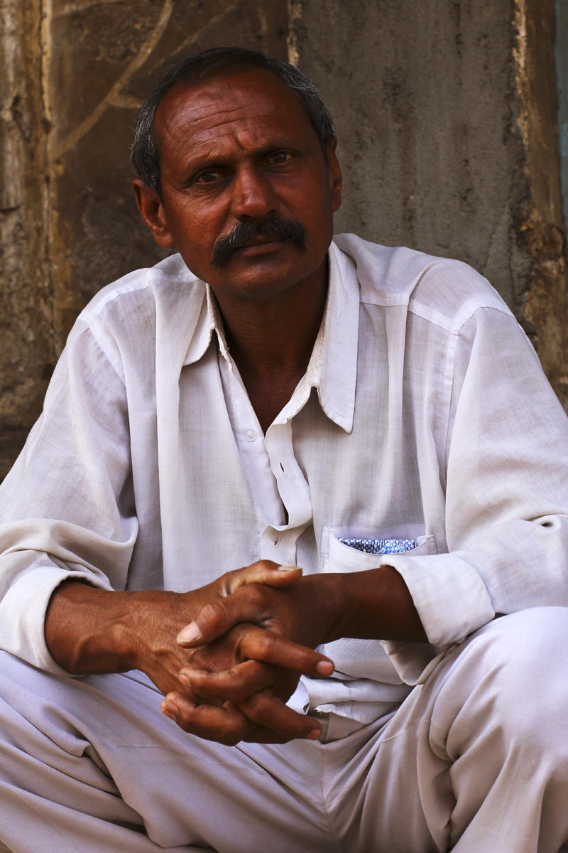 Man in white Jamnagar.jpg