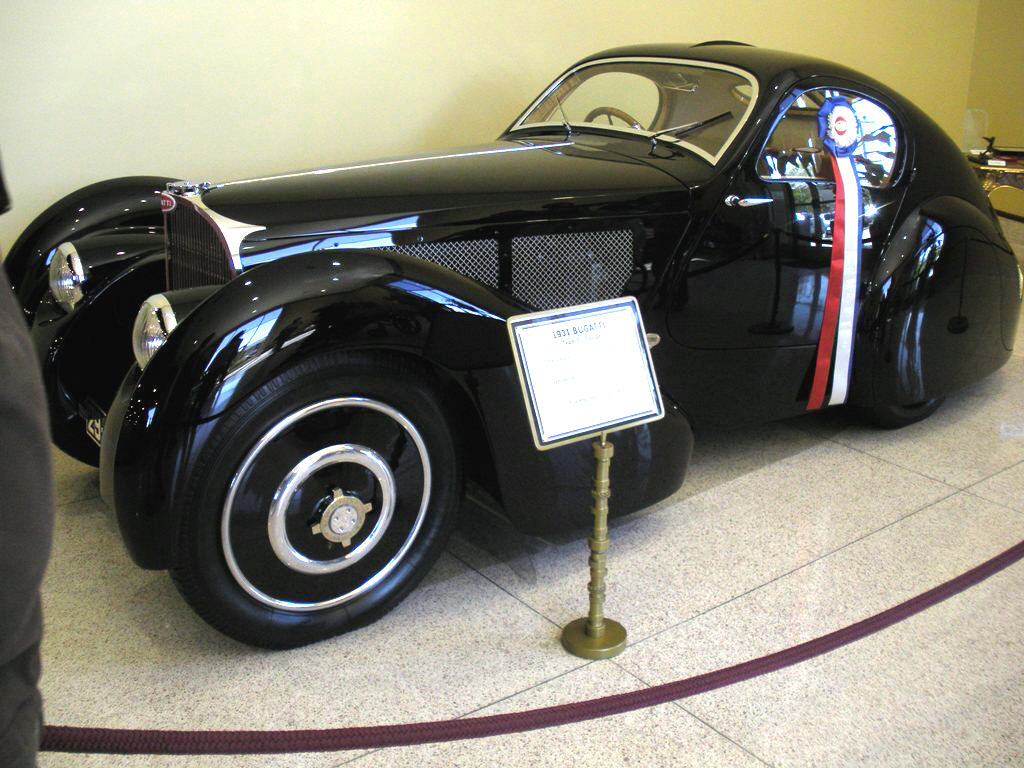 Bugatti1.JPG