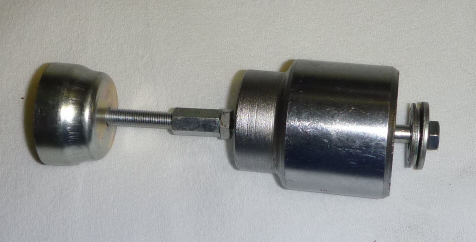 Front axle dustcover slide hammer