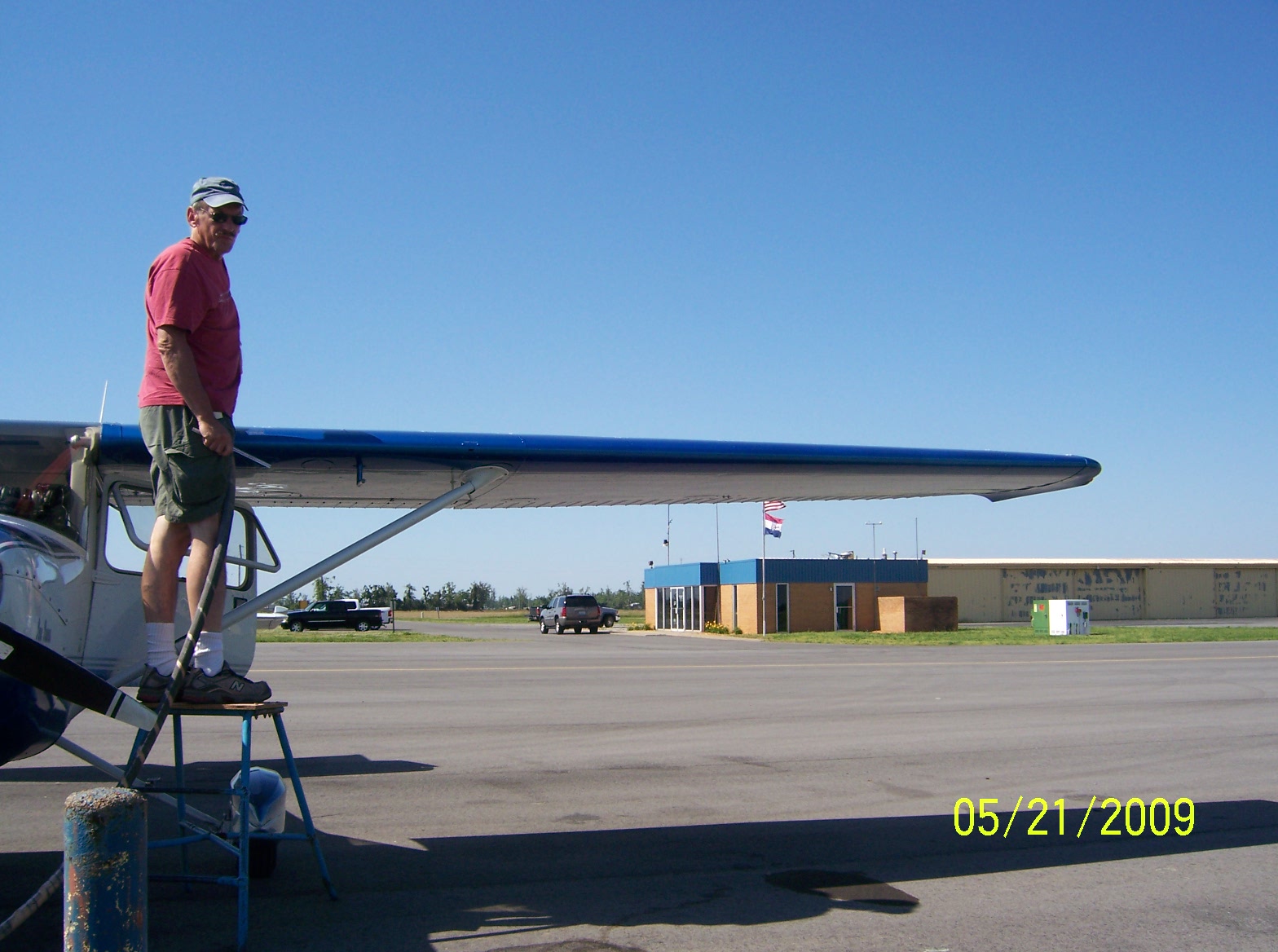 Fueling 10505 at New Madrid