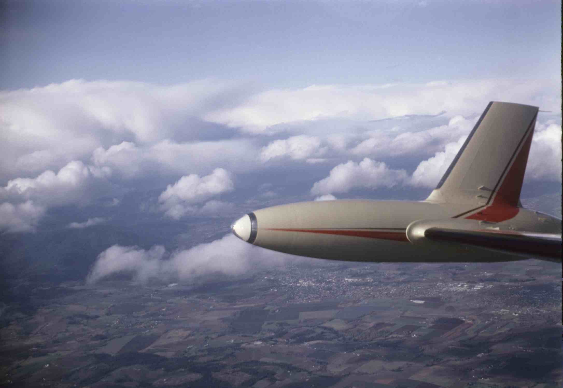 N464EC