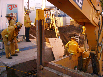 Crenshaw Command  TFD Trench Rescue 078.jpg