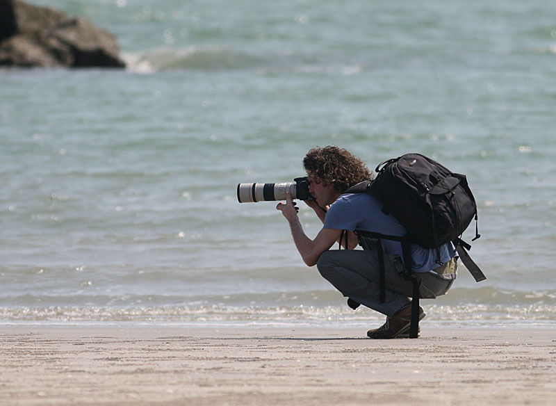Roland aiming for the White-faced Plover