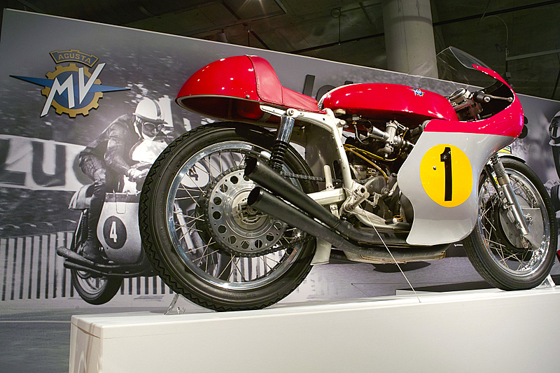 SDIM0900 - One of John Surtees MV Agustas