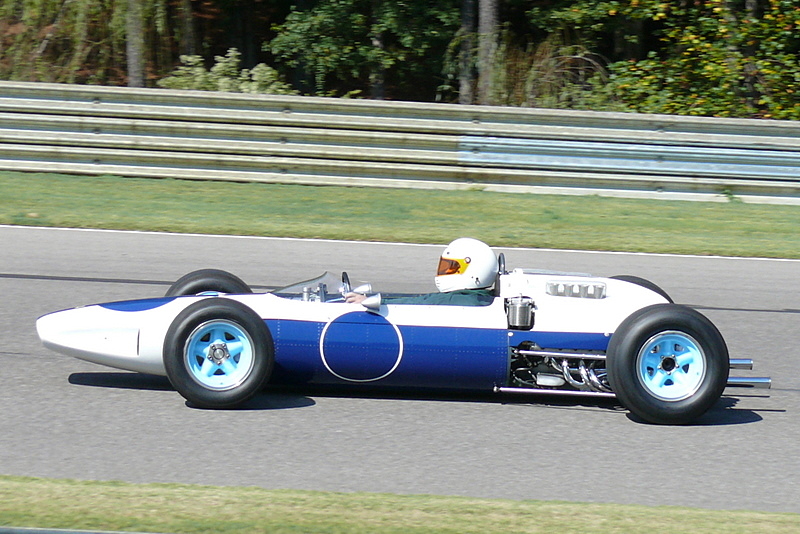 L1040118 - Replica of John Surtees 1.5 liter V8 Ferrari GP Car