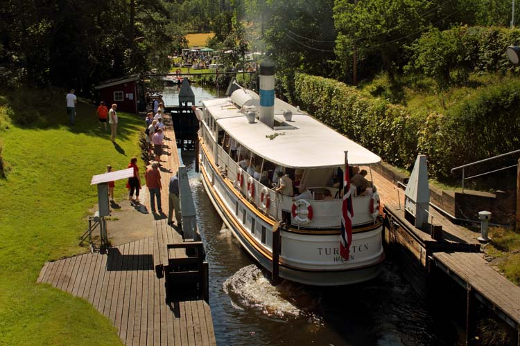 DS Turisten at Strmsfoss sluice