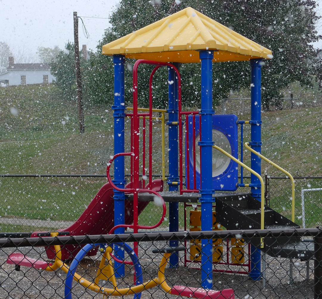 P1010220 Snow in October