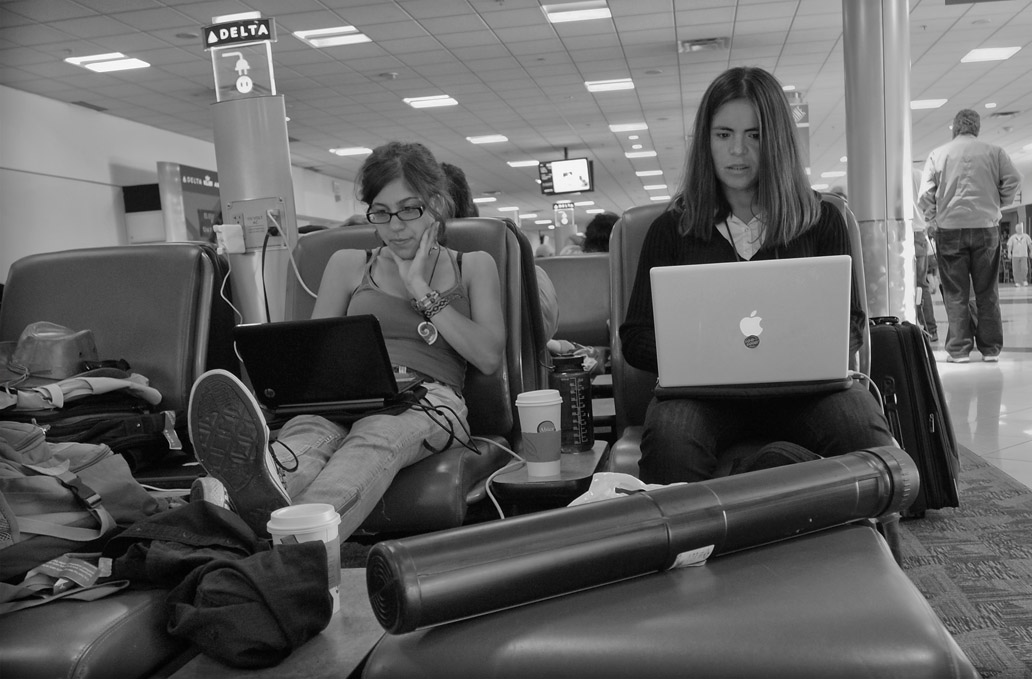 P5083477 Waiting