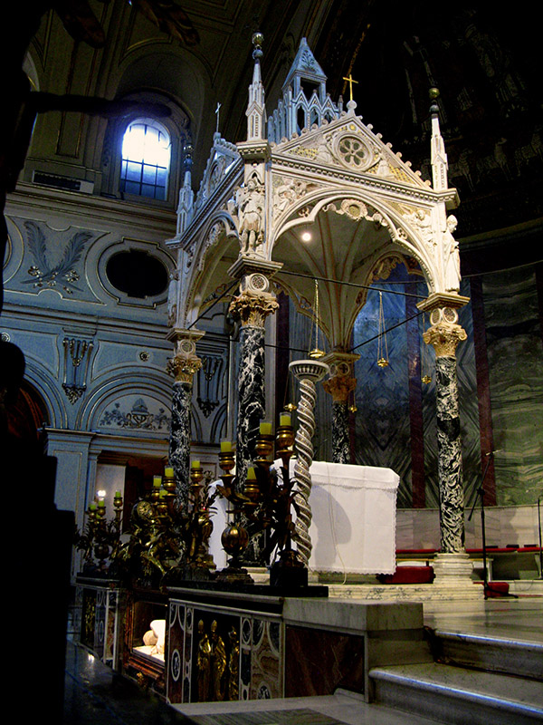 The Altar, Santa Cecilia6836.jpg