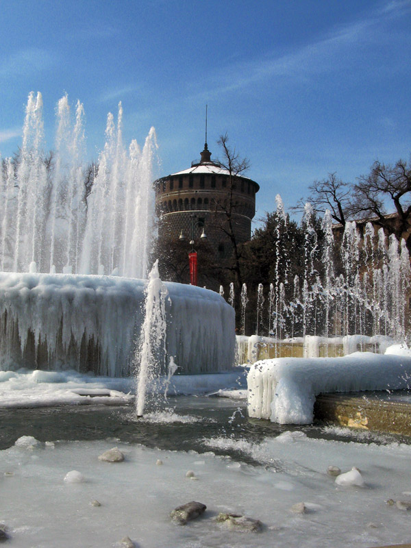 Icey Fountain, Castello Sforzesco 2743