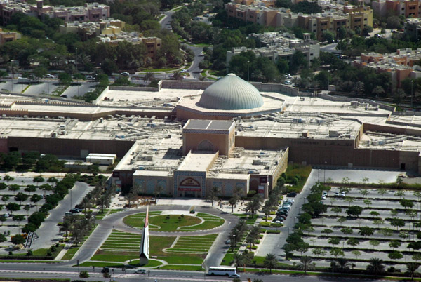 Ibn Battuta Mall - Persian Court