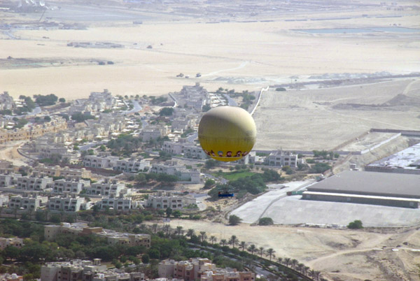 Ibn Battuta Observation Balloon in flight