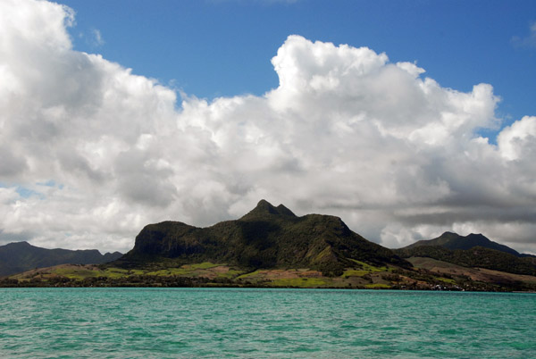 The mountains of the east coast of Mauritius