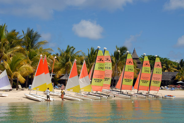 Blue Bay beach with sailboats, Shandrani Hotel, Mauritius