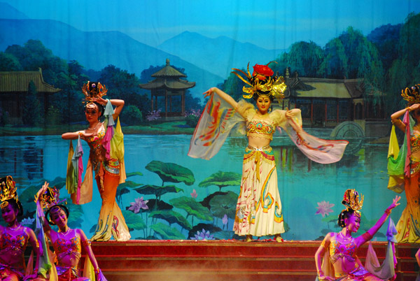 The Rainbow Costume Dance, Tang Dynasty Show, Xi'an