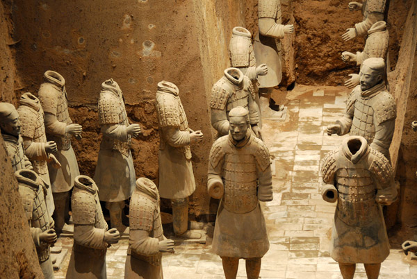 Many headless Terracotta warriors in Pit 3