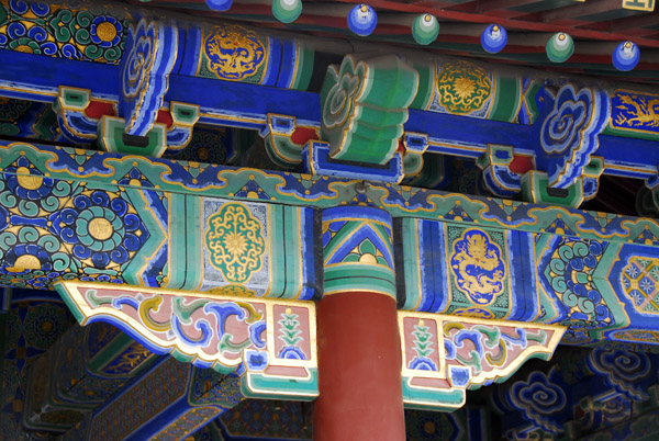 Colorful painted roof beams, Da Ci'en Temple Mountain Gate