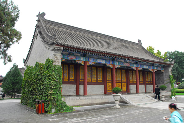 Hall of Sakyamuni, Da Ci'en Temple, Xi'an