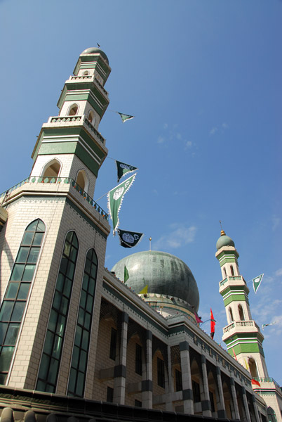 Dongguan Mosque first built 1379