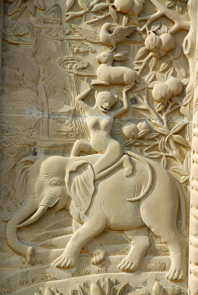 The Four Harmonious Friends (elephant-monkey-rabbit-bird)
