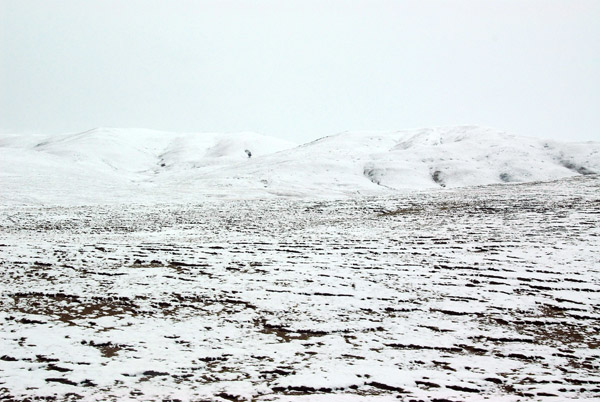 High altitude section of the Qinghai-Tibet Railroad nearing the border of the Tibet Autonomous Region