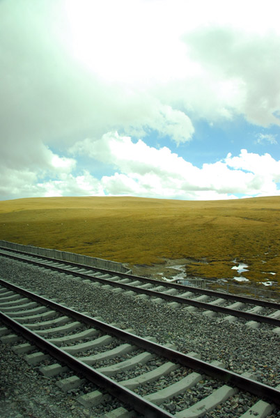 Qinghai Tibet Railroad - tracks