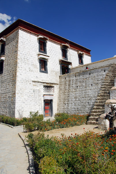 Buildings around the base of Potola Hill