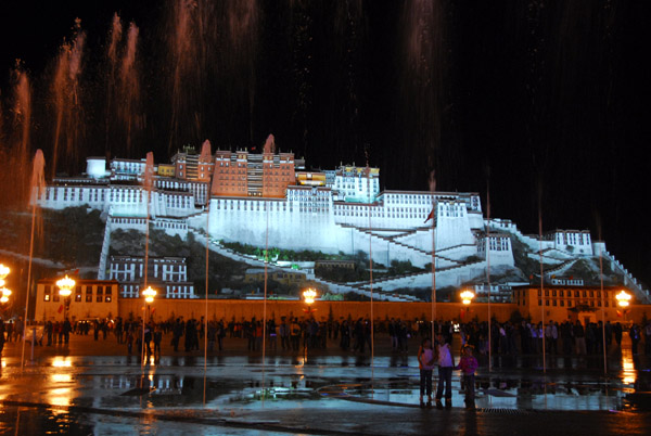 Lhasa - Potola Square & area