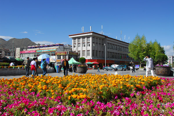 Flowers on Barkhor Square