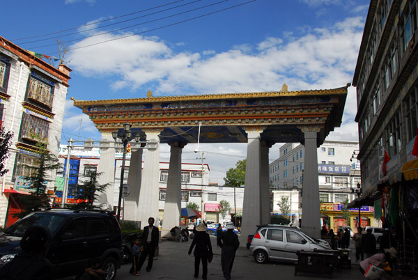 Lhasa's Muslims first arrived in the 17th C as traders from Ladakh and Kashmir