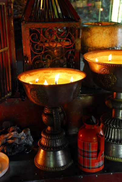 Butter lamps, Palha Lu-puk, Tibet