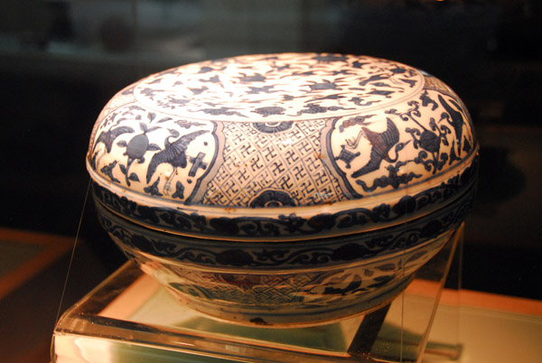 Elaborate Ceramic Exhibition of Ming and Qing Dynasty, Tibet Museum