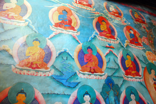 Buddha images, Rongphu Monastery