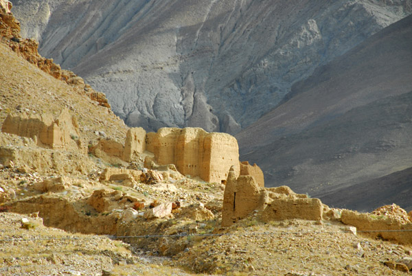 Ruins of a fort or monastery, km 46